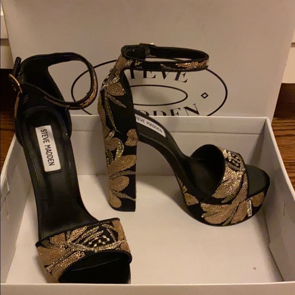 Steve Madden gonzo heel